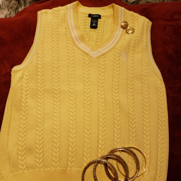Izod Sweater vest small - Picture 2 of 4